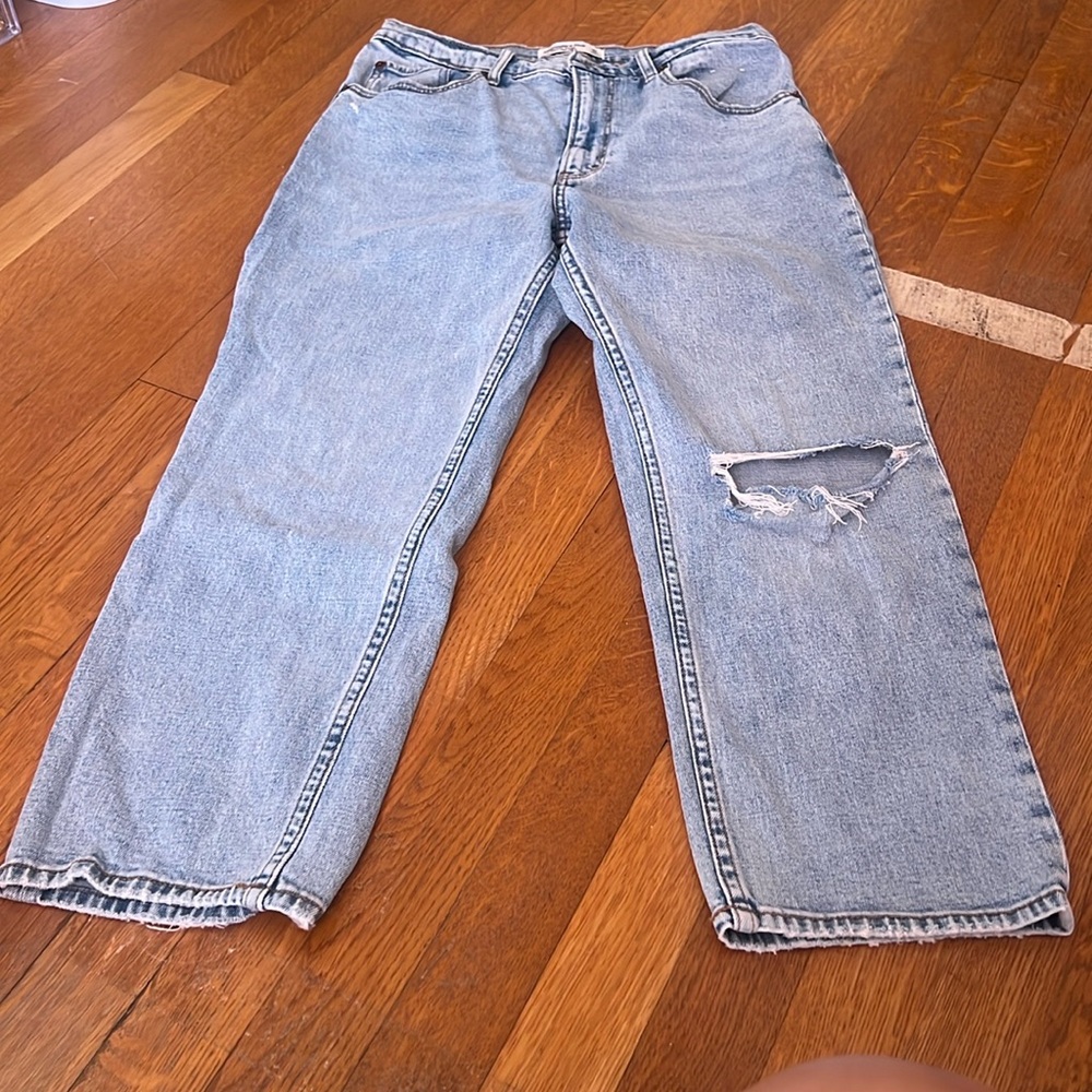 Abercrombie and Fitch Ultra High Rise Ankle Straight Curve Love Denim